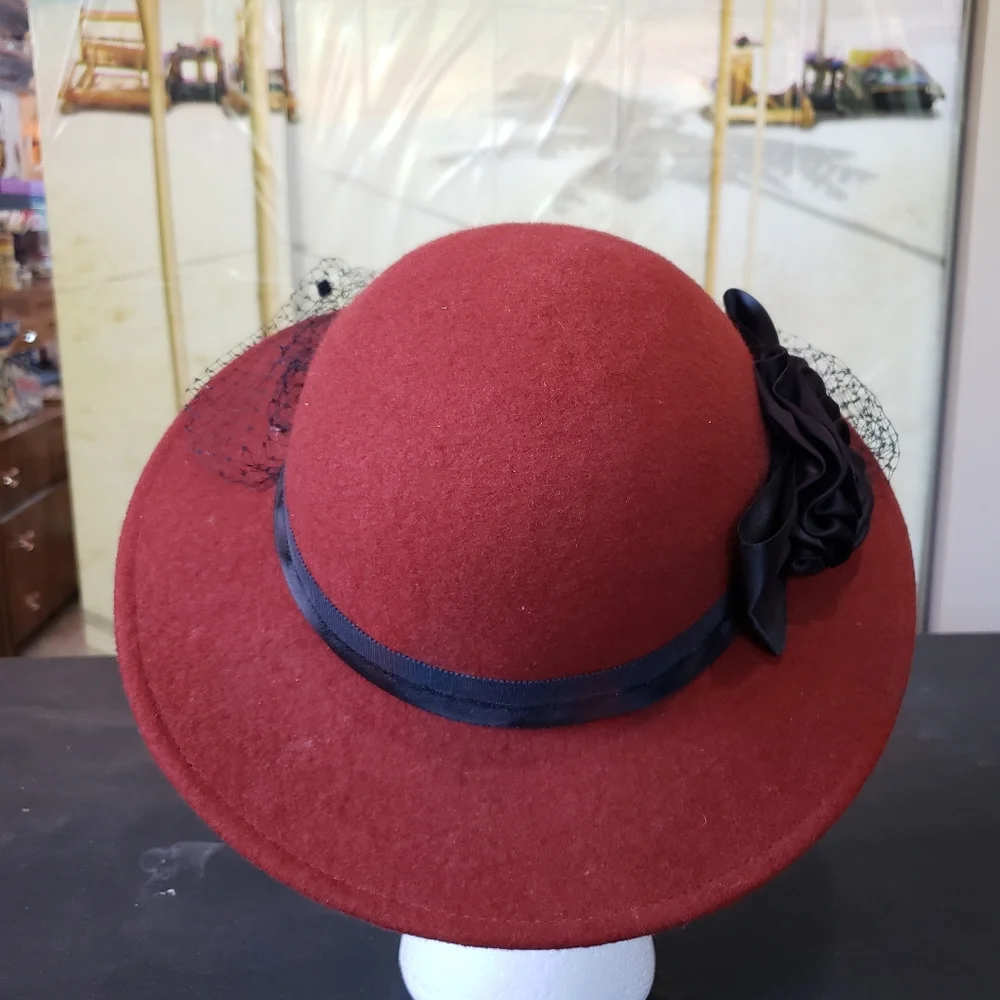 Fascinator Ladies Hat - Picture 9 of 9